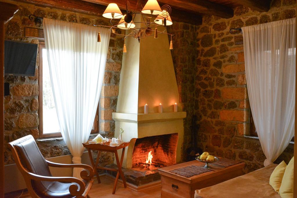 Nymfes Guesthouse Synikia Mesi Trikalon ห้อง รูปภาพ