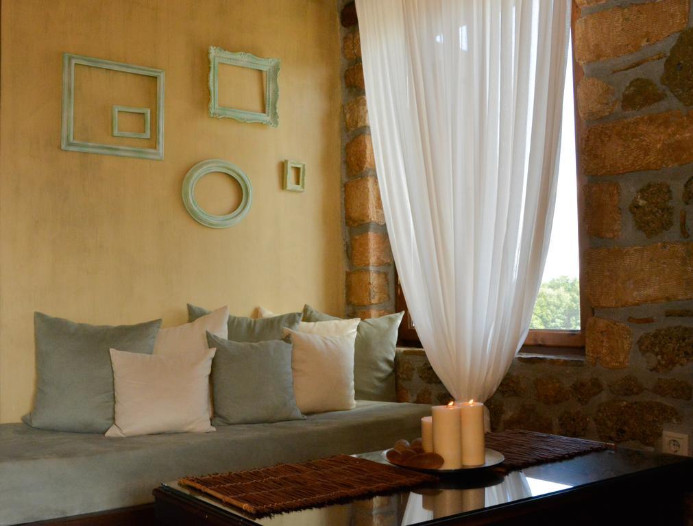 Nymfes Guesthouse Synikia Mesi Trikalon ห้อง รูปภาพ