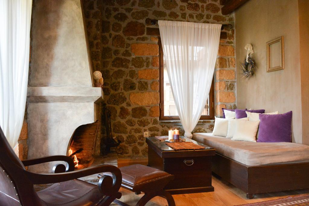 Nymfes Guesthouse Synikia Mesi Trikalon ห้อง รูปภาพ