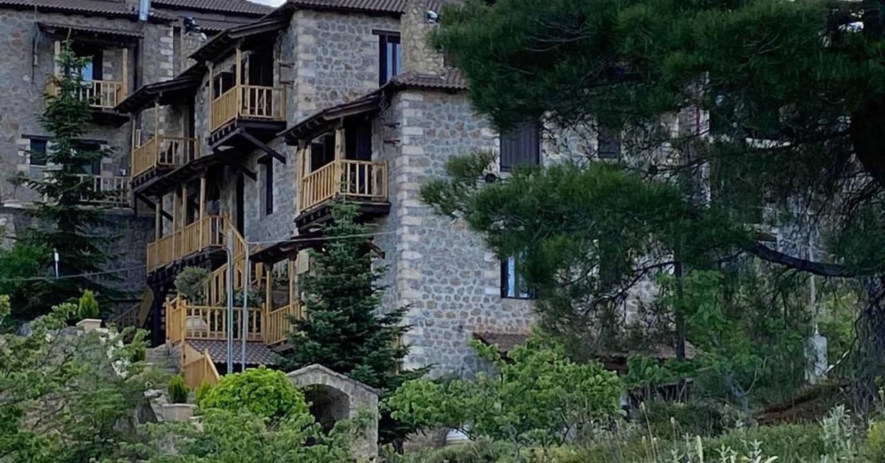 Nymfes Guesthouse Synikia Mesi Trikalon ภายนอก รูปภาพ